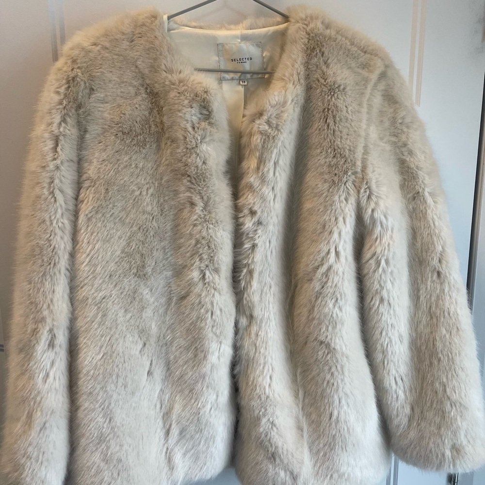 Cream Teddy Jacket Plush Faux Fur Boxy Silhouette